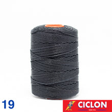 Cargar imagen en el visor de la galería, Hilos La Espiga No. 18 Nylon 100% 7oz