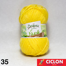 Cargar imagen en el visor de la galería, Estambre Del Bosque Nieve