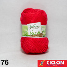 Cargar imagen en el visor de la galería, Estambre Del Bosque Nieve