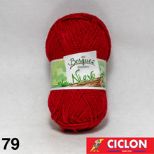 Cargar imagen en el visor de la galería, Estambre Del Bosque Nieve