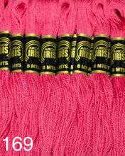 Cargar imagen en el visor de la galería, Hilo Vela Para Bordar Arco IRIS 1 Madeja con 8m