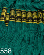 Cargar imagen en el visor de la galería, Hilo Vela Para Bordar Arco IRIS 1 Madeja con 8m