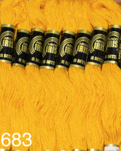 Cargar imagen en el visor de la galería, Hilo Vela Para Bordar Arco IRIS 1 Madeja con 8m