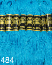 Cargar imagen en el visor de la galería, Hilo Vela Para Bordar Arco IRIS 1 Madeja con 8m