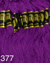 Cargar imagen en el visor de la galería, Hilo Vela Para Bordar Arco IRIS 1 Madeja con 8m
