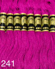 Cargar imagen en el visor de la galería, Hilo Vela Para Bordar Arco IRIS 1 Madeja con 8m