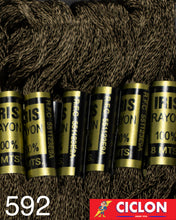 Cargar imagen en el visor de la galería, Hilo Iris para Bordar 100% Rayon Madeja 8m Colores 500-599