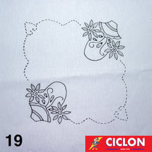 Cargar imagen en el visor de la galería, Tela para Bordar Blanca 45cm x 50cm
