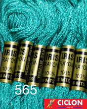Cargar imagen en el visor de la galería, Hilo Iris para Bordar 100% Rayon Madeja 8m Colores 500-599
